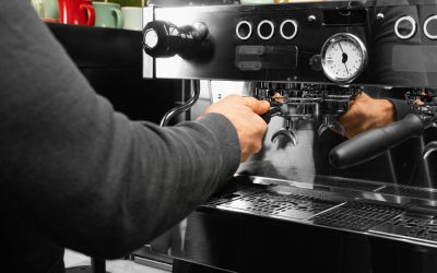 Fallos comunes al comprar maquinaria para hostelería